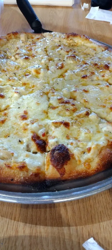 Chicken Alfredo Pizza